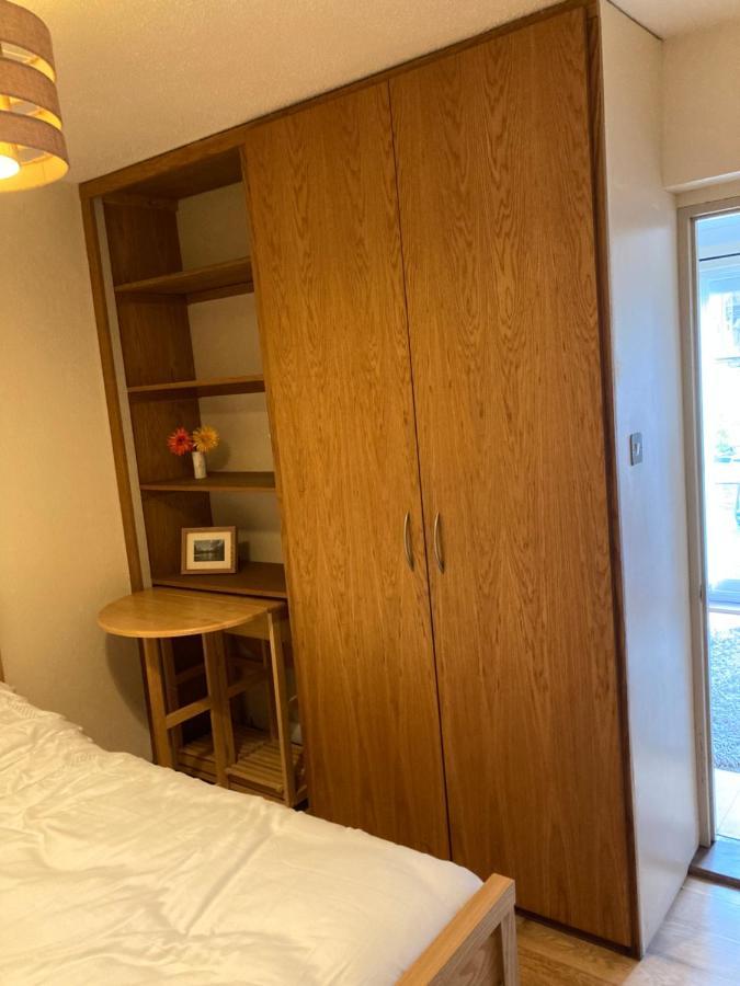 Double Bed Self Contained Annexe 14B Is To The Right Of The Main House Lägenhet Salisbury Exteriör bild